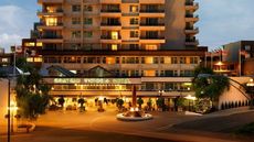 Chateau Victoria Hotel & Suites