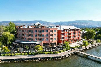 Manteo Resort-Waterfront Hotel & Villas
