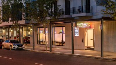 Mawson Lakes Hotel