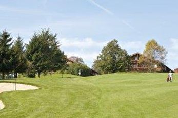 Golf And Country Club Hotel
