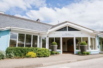 The North Lakes Hotel