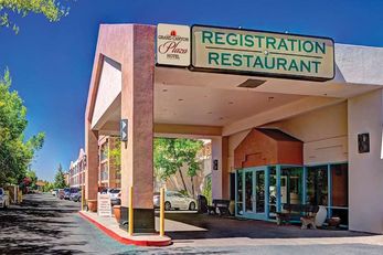 Grand Canyon Plaza Hotel