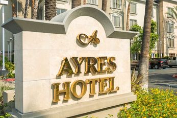 Ayres Hotel Anaheim