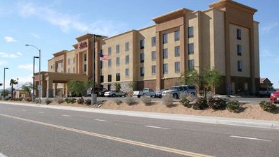Hampton Inn & Suites Barstow
