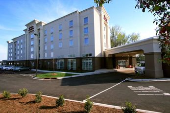 Hampton Inn & Suites Charlotte/Airport