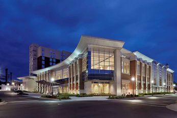DoubleTree by Hilton Hotel Lawrenceburg
