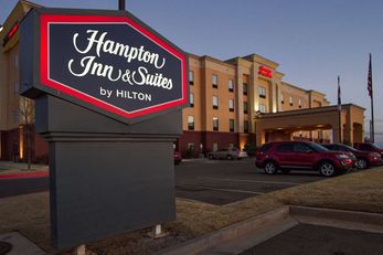 Hampton Inn & Suites - Elk City