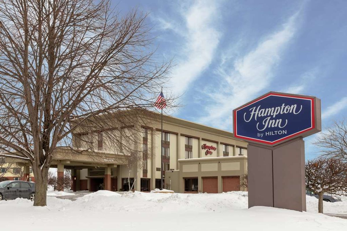 Hampton Inn Rockford Local Info Tourist Class Rockford, IL Hotels