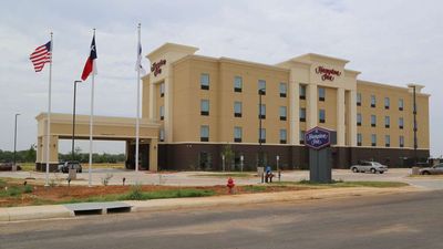 Hampton Inn Pearsall