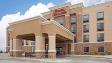 Hampton Inn & Suites Watertown