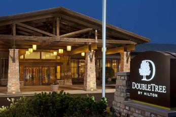 Doubletree Hotel Libertyville-Mundelein