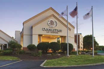 Doubletree Hotel Cleveland South