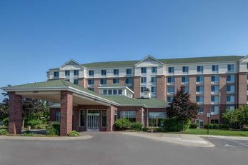 Hilton Garden Inn Detroit Metro Airport