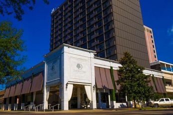 DoubleTree by Hilton Tallahassee