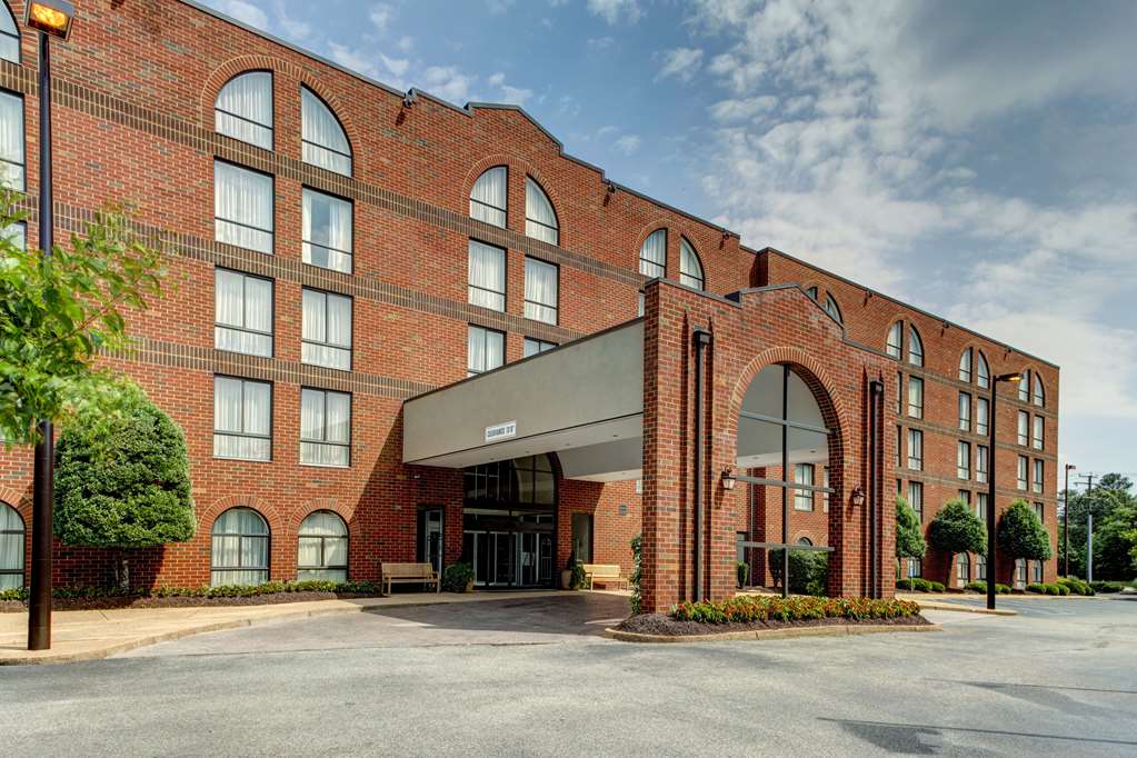 SpringHill Suites by Marriott Williamsburg from $90. Williamsburg Hotel  Deals & Reviews - KAYAK