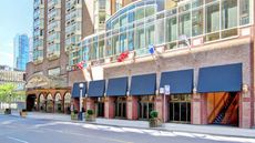 DoubleTree by Hilton Toronto Downtown