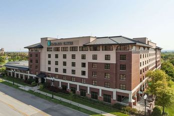 Embassy Suites Omaha Downtown