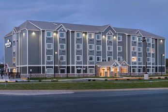 Microtel Inn & Suites Georgetown