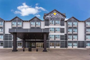Microtel Inn & Suites Whitecourt