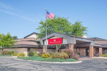 Ramada Waupaca