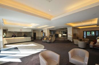 Bromley Court Hotel