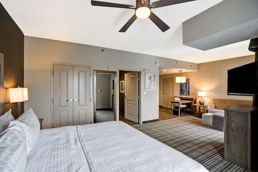 Drury Inn & Suites Nashville Airport- First Class Nashville, TN Hotels- GDS  Reservation Codes: Travel Weekly