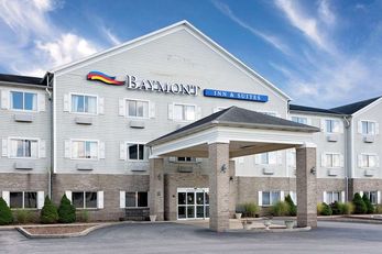Baymont Inn & Suites Lawrenceburg
