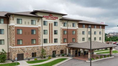 Hawthorn Suites by Wyndham Triadelphia