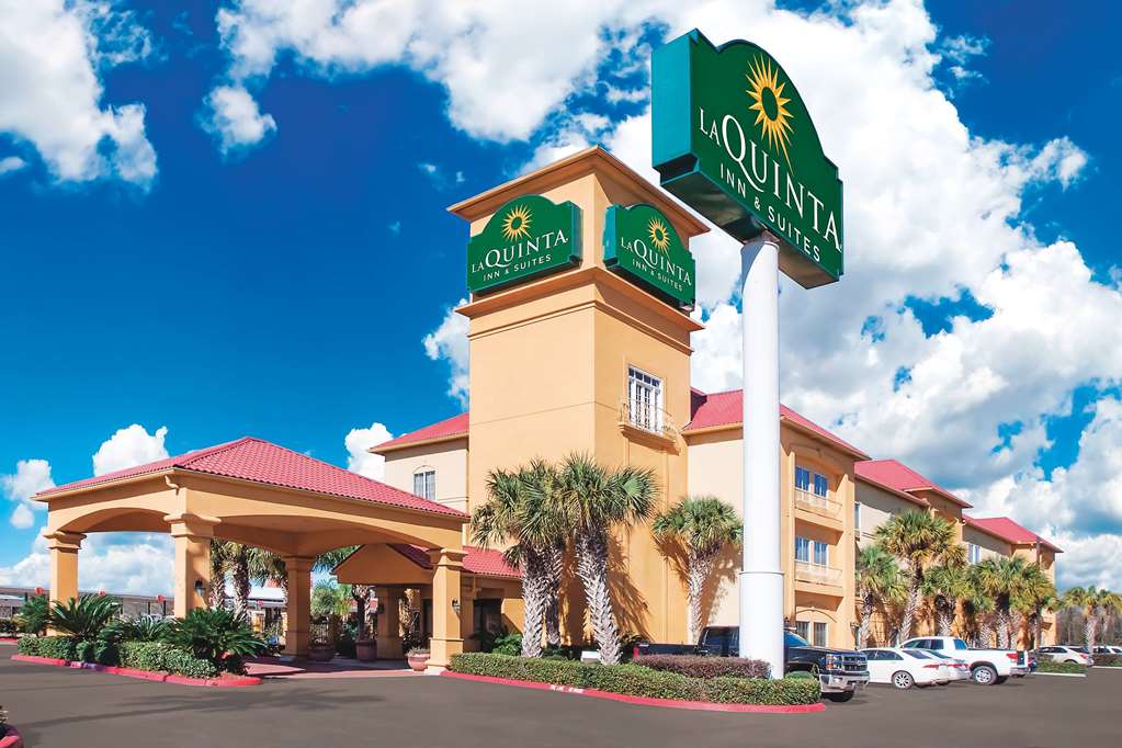 La Quinta Inn Suites Beaumont West Tourist Class Beaumont TX