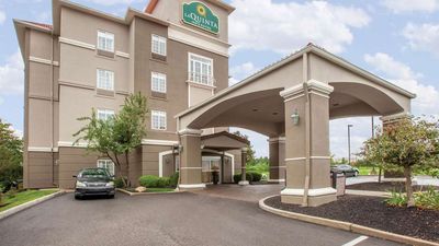 La Quinta Inn & Suites Cincinnati Arpt