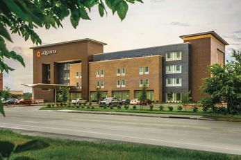 La Quinta Inn & Suites College Station S