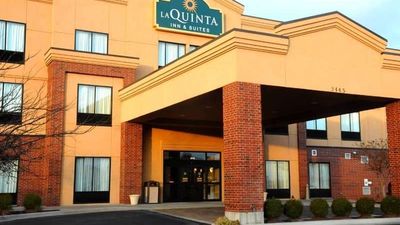 La Quinta Inn & Suites Springfield Arpt