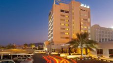 Al Falaj Hotel