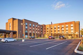 Hampton Inn & Suites Hood River