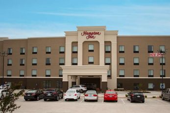 Hampton Inn McPherson