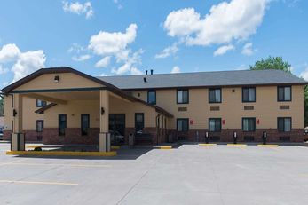 Baymont Inn & Suites, Pierre