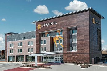 La Quinta Inn & Sts Grand Prairie North