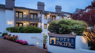 Hotel Pacific