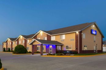 Baymont Inn & Suites Fort Dodge