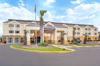 Baymont Inn & Suites Saraland