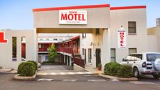 Downs Motel