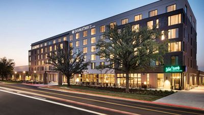 DoubleTree Greeley at Lincoln Park