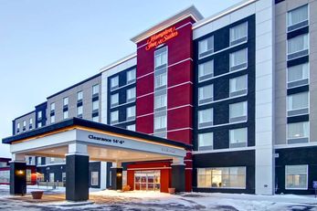 Hampton Inn & Suites Grande Prairie
