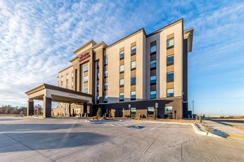Hampton Inn & Suites Pryor