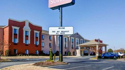 Comfort Suites