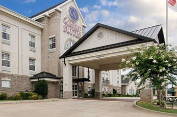 Comfort Suites