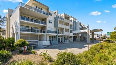 Quality Suites Pioneer Sands