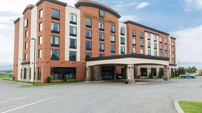 Quality Inn & Suites Levis