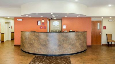 Comfort Suites Golden Isle Gateway