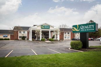 Quality Inn & Suites St Charles
